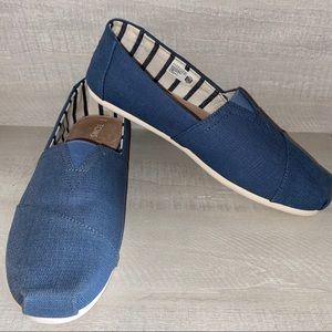 Toms Men’s Slip On Shoes Classic Size 11